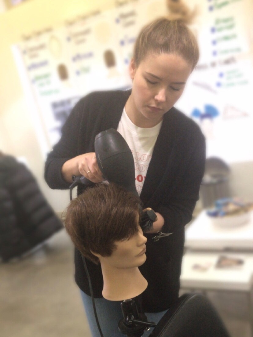 Level 3 Stylist Mattie taking part of our 4 day hands on cutting program.