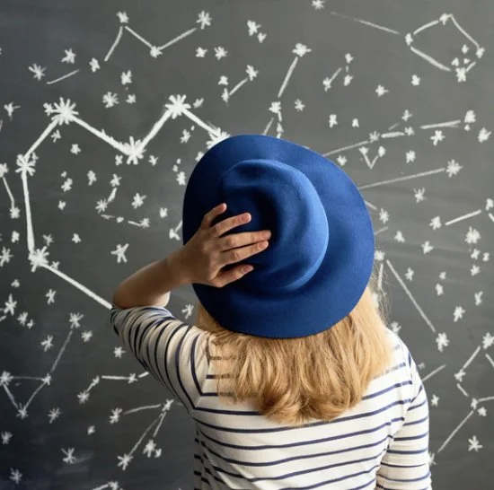 The Best Hairstyle for You Based on Your Zodiac Sign