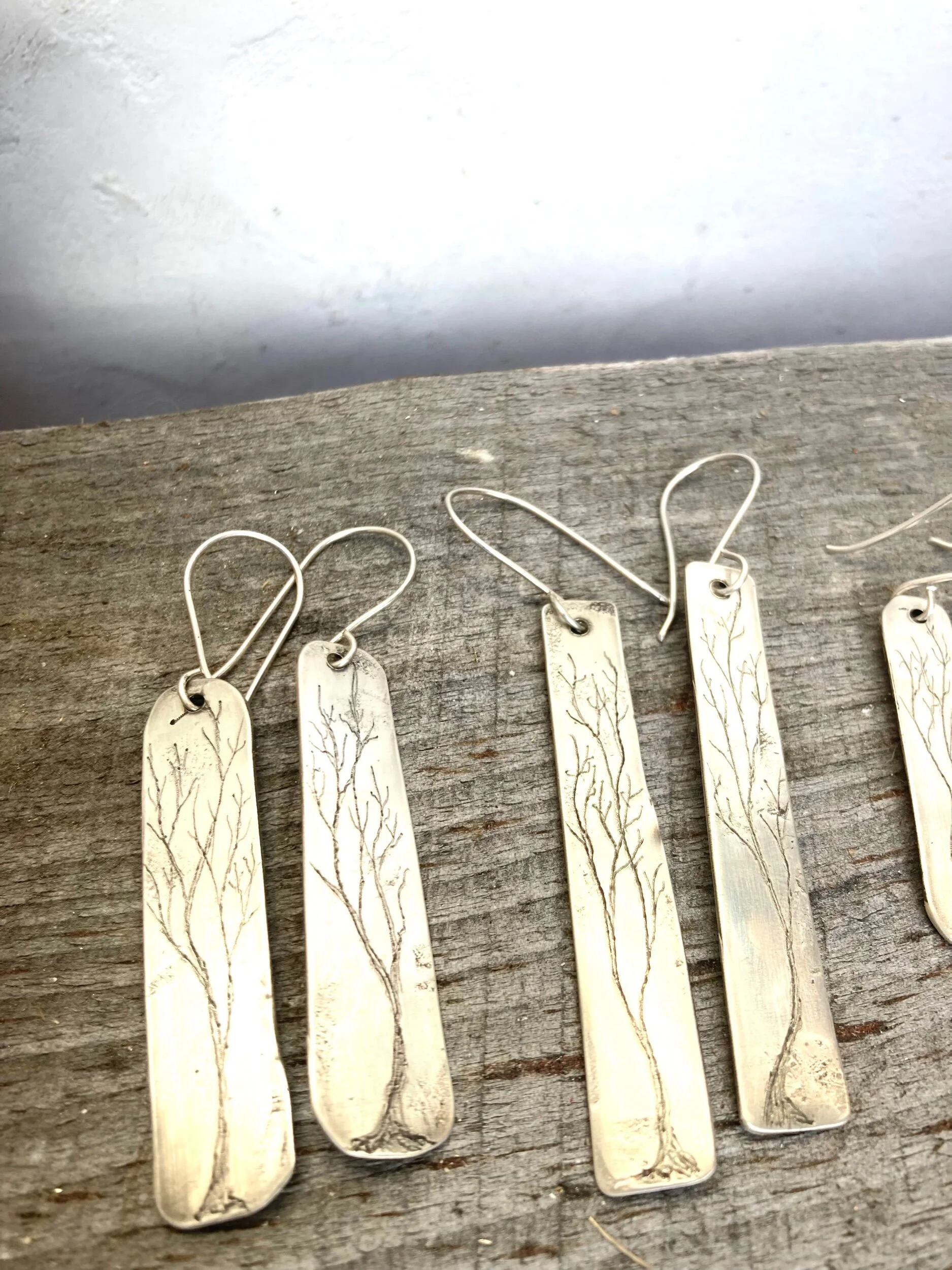 FAE9E8DB-39B1-4297-8B88-AC8C3BE20C19