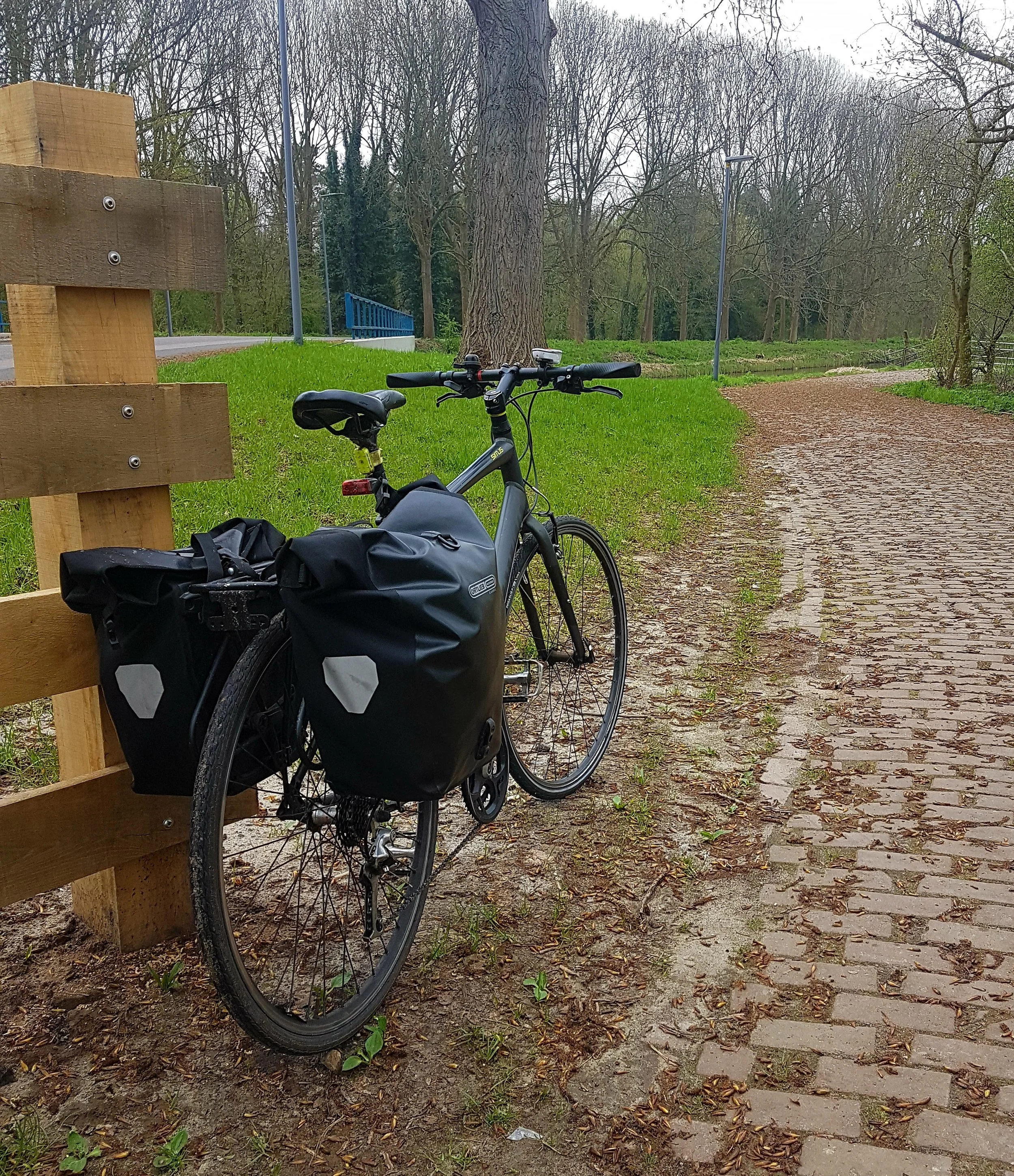 This pic shows my trusty mode of transport, laden with panniers, packed and ready for work.