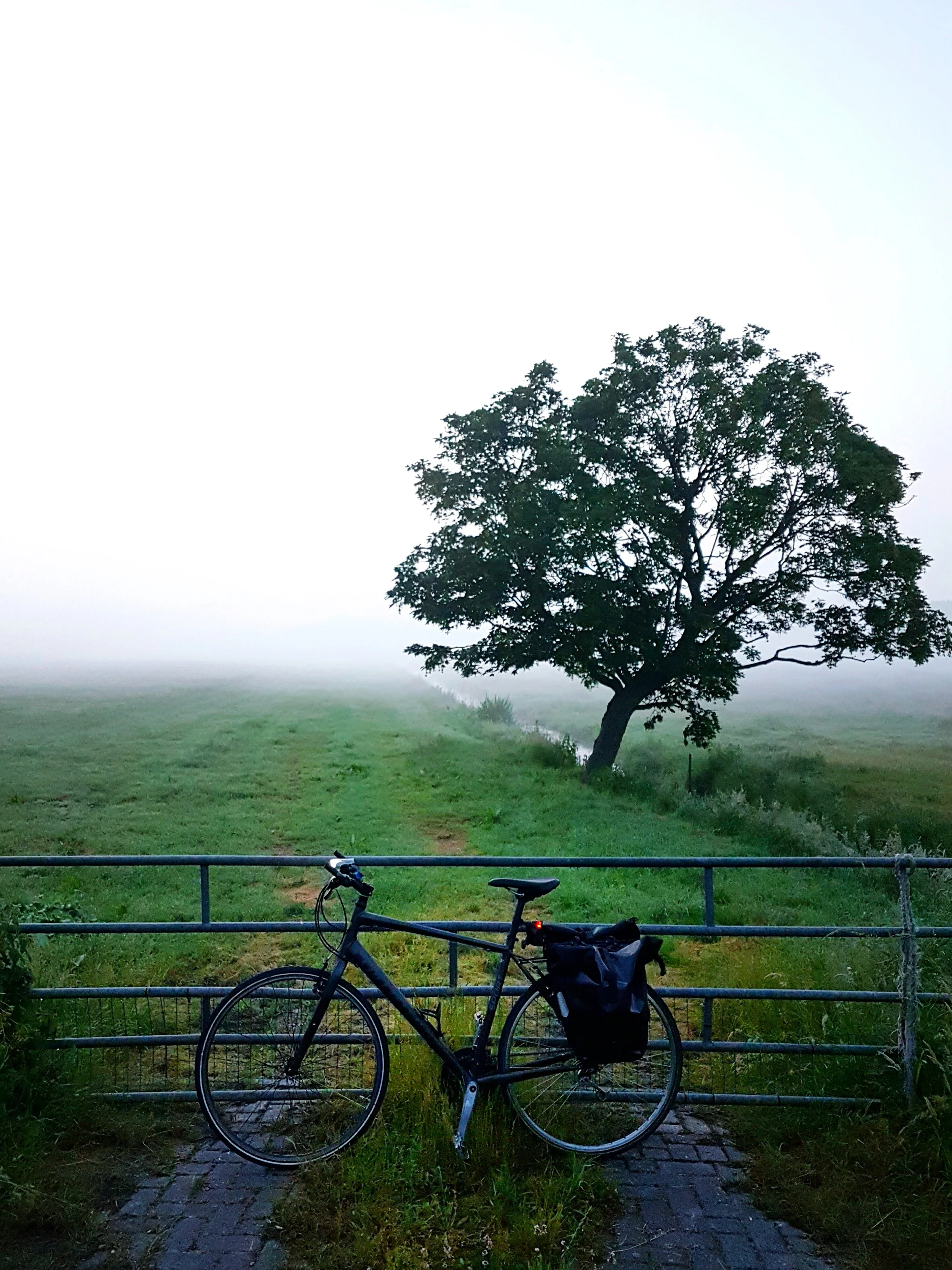 I cycle 52 km a day, to work and back, so I need warm, dry and reliable clothing to help make the experience that little bit more pleasurable.