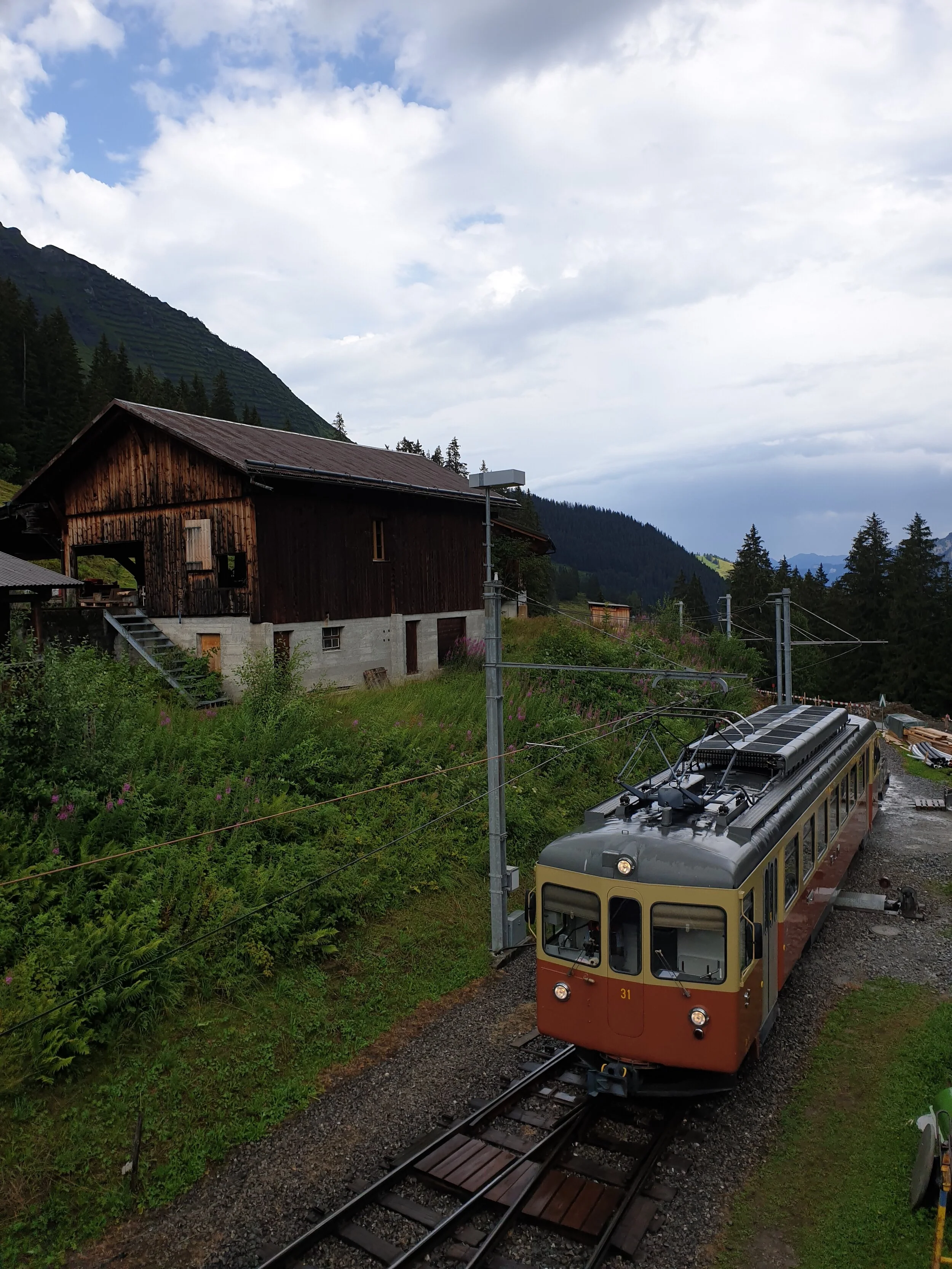 Great Hikes - Lauterbrunnen, Mürren, Gimmelwald