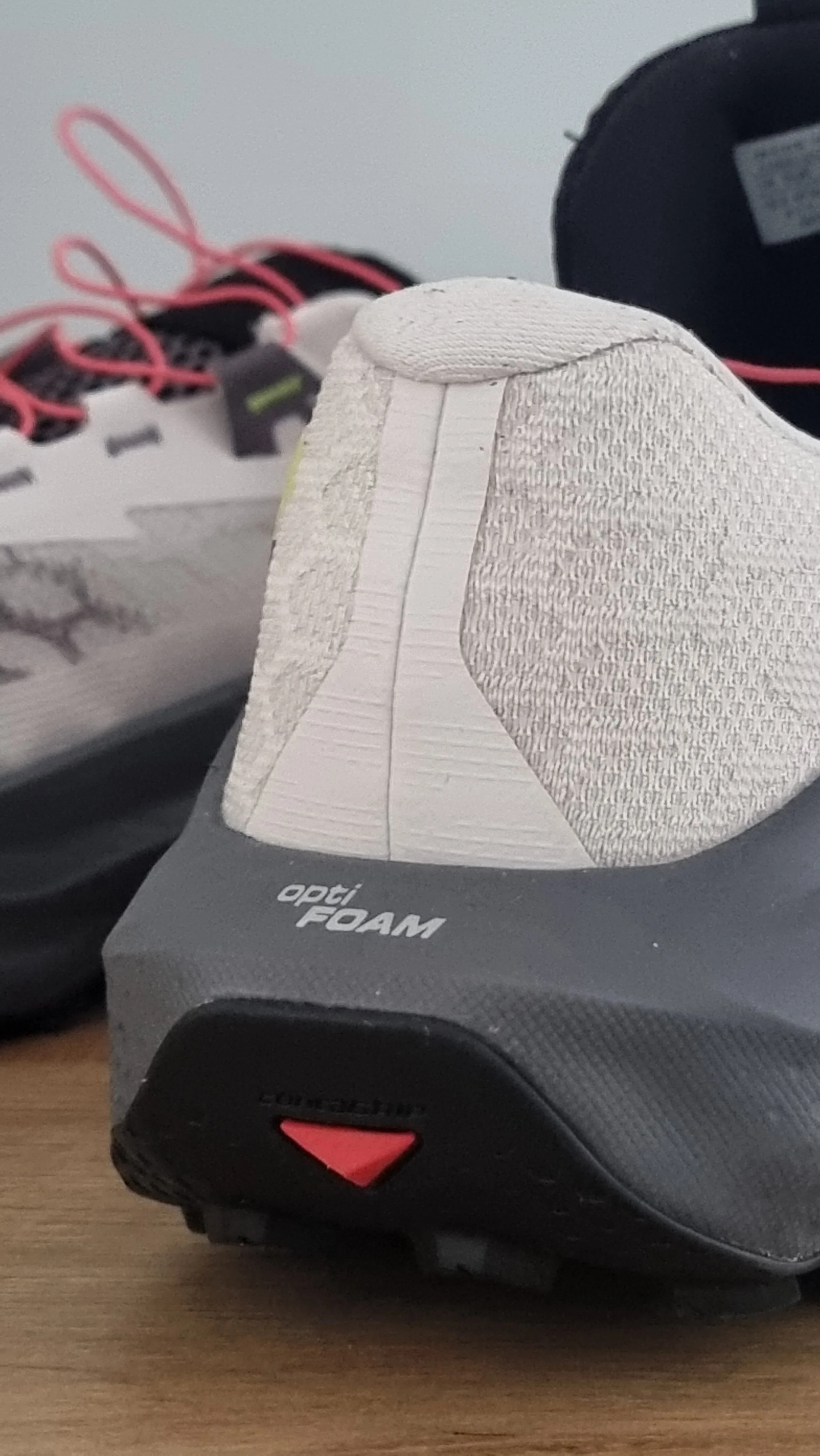 Salomonultraglide4 (2).jpg