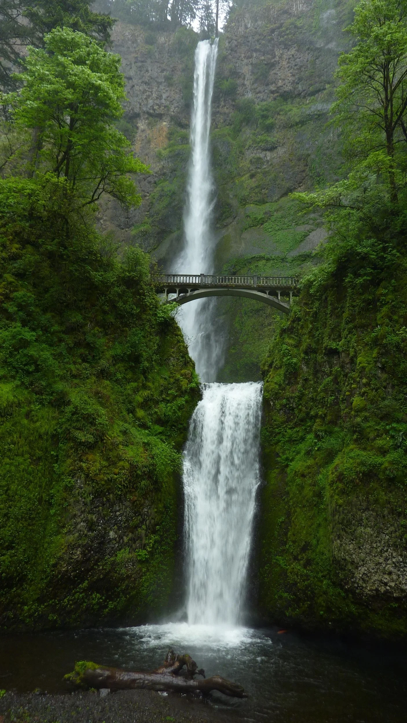 waterfall.jpg