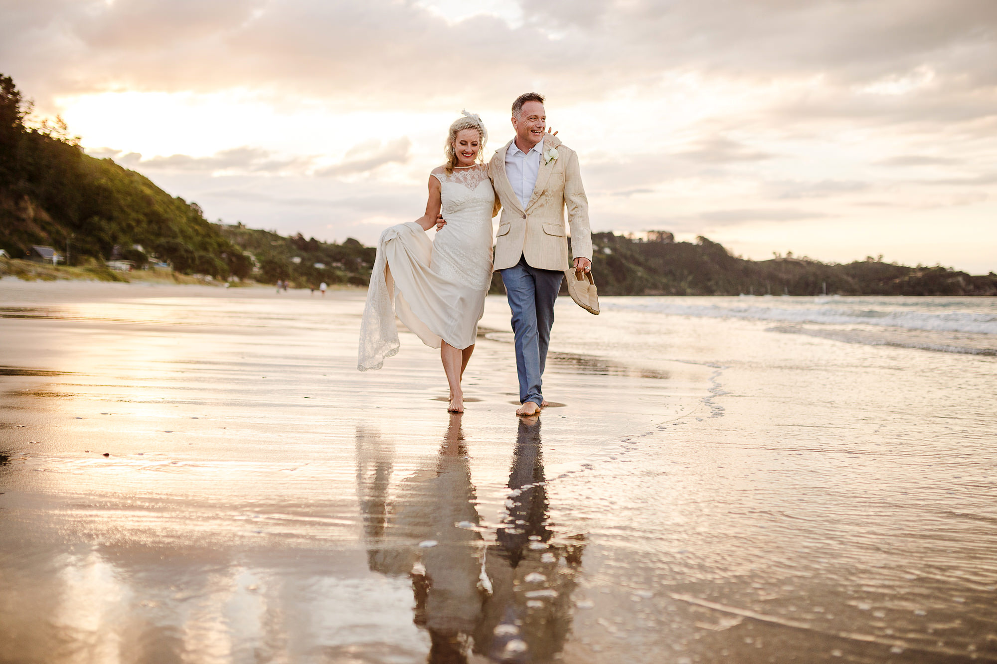 19 Waiheke Wedding Sunset Beach.JPG