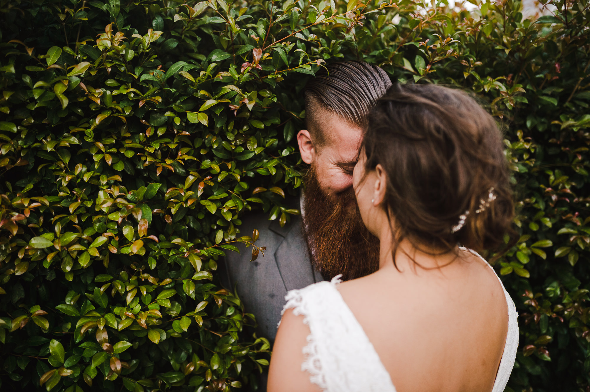 33 Wedding couple in hedge devonport.JPG