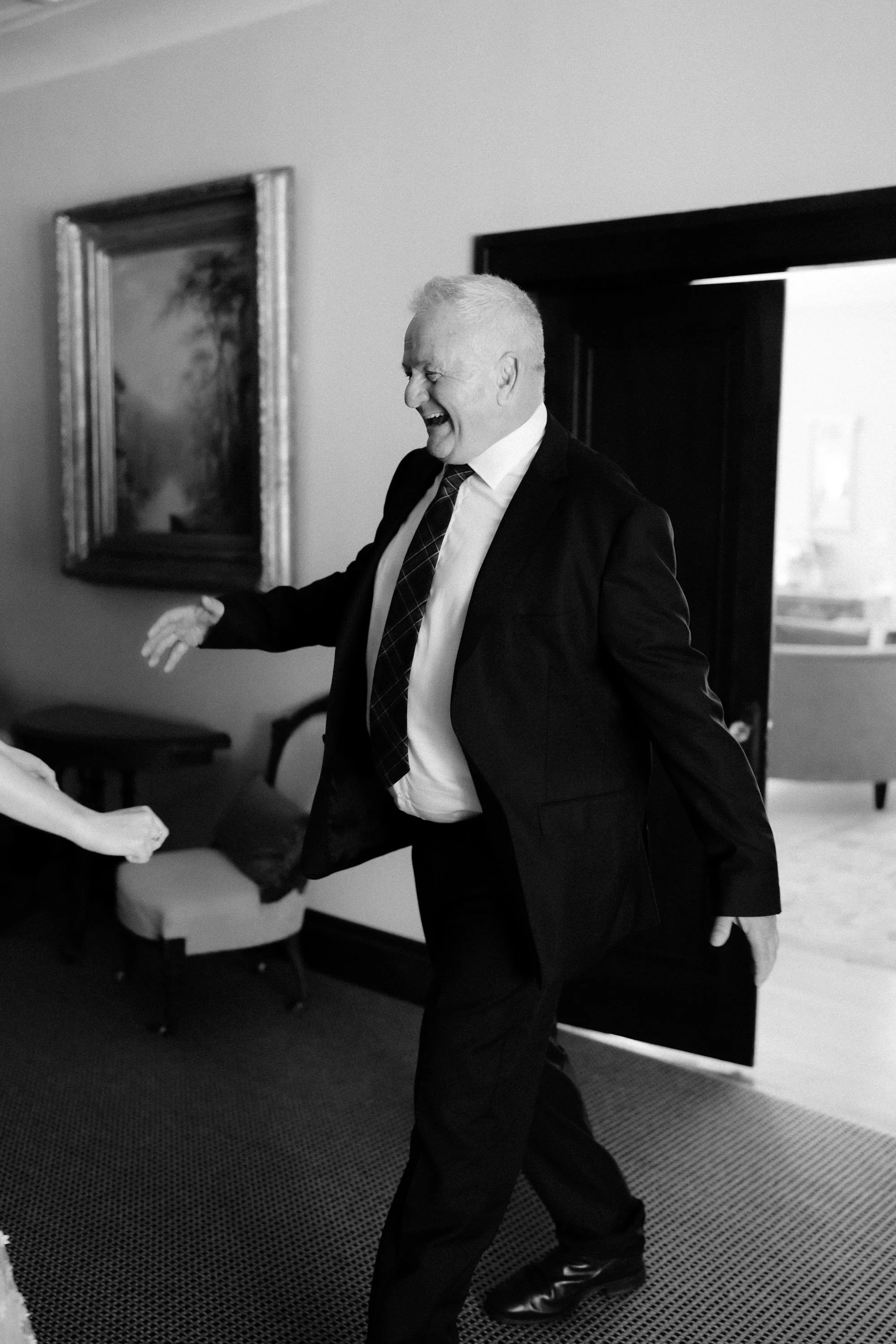 Father happy to see his daughter during first look