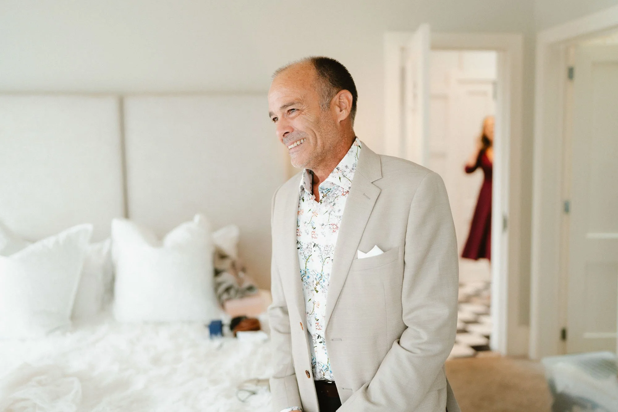 emotional dad seeing daughter for first time on wedding day