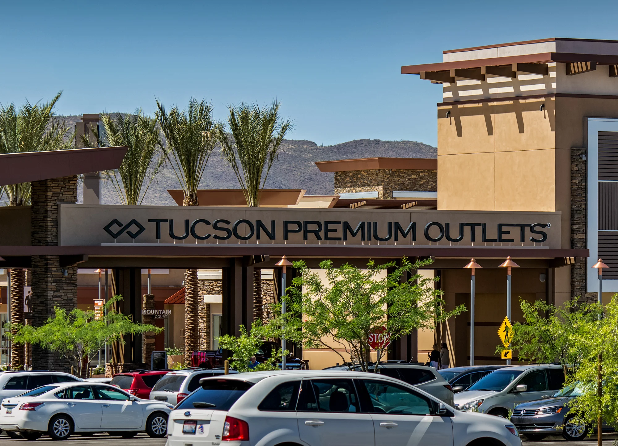 TUCSON PREMIUM OUTLETS