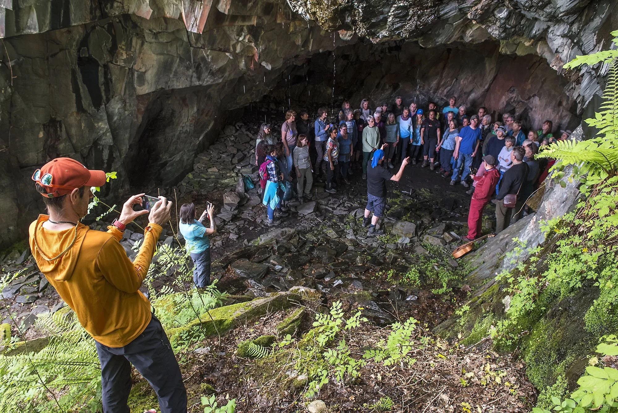 2024-05 Singers in Millican Dalton's Cave 01.jpg