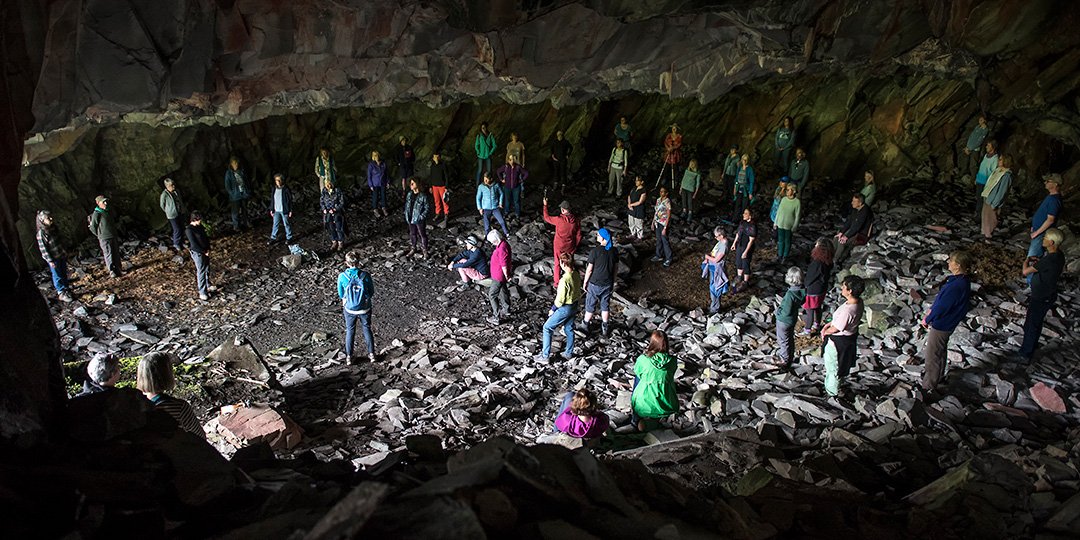 2024-05 Singers in Millican Dalton's Cave 03a.jpg