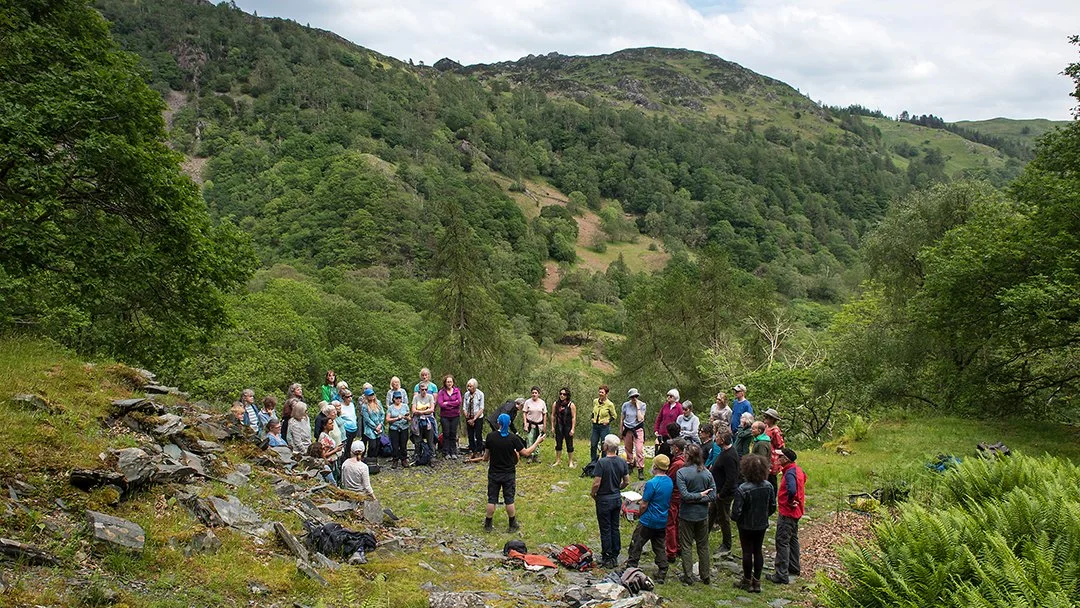 2024-05 Singers Outside Millican Dalton's Cave 01.jpg