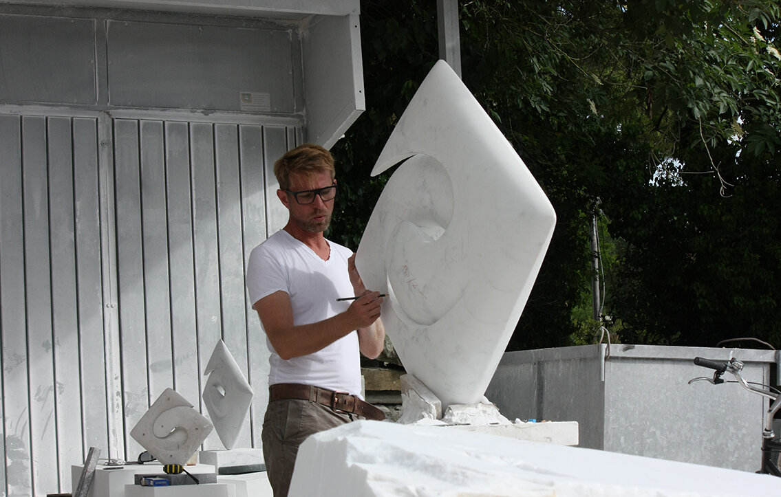 Dirk Wilhelm working on 'Solidarieta' in the studio