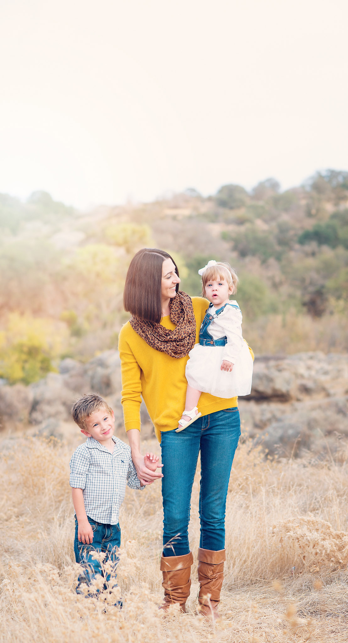 Torres Family_4981_2web.jpg
