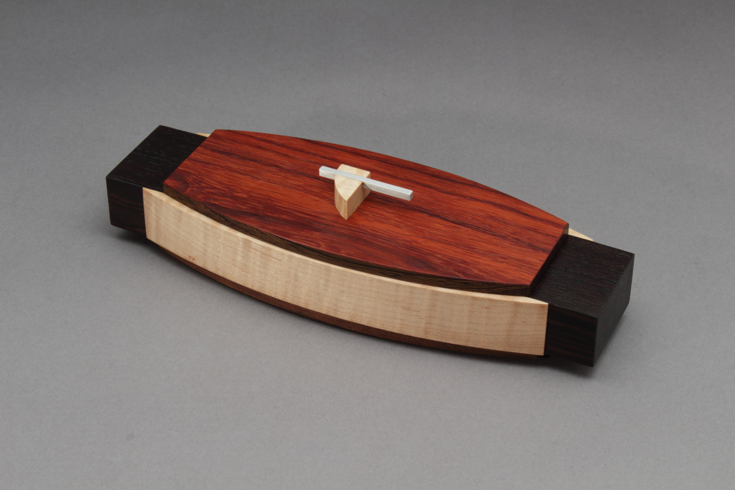 Padauk Oval with Wedge/Aluminum Handle Box (XOV1)
