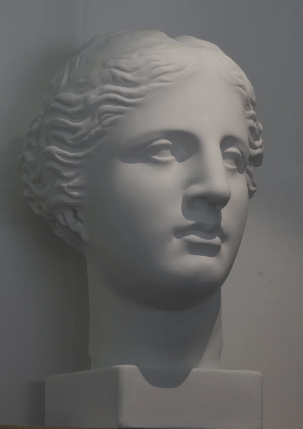 АФРОДИТА МИЛОССКАЯ — Ghenadie Sontu Fine Art
