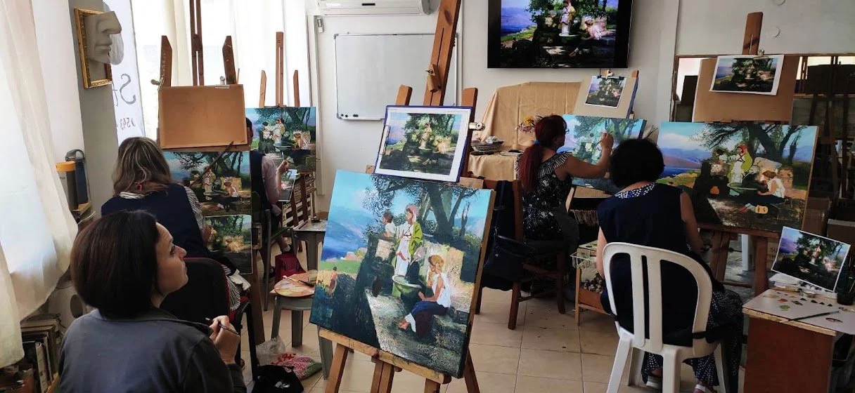 studio (1).jpg