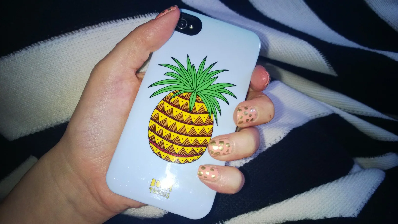 Pineapples and polka dots. Two of my favourite things!