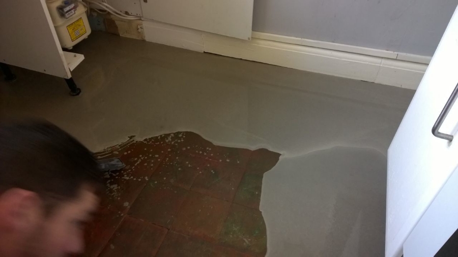 laying screed
