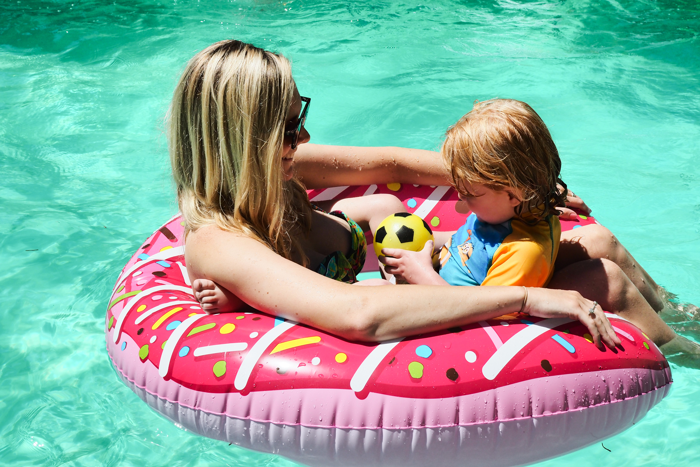 My blogger photo diary of my family trip to Nice in the south of France with Airbnb