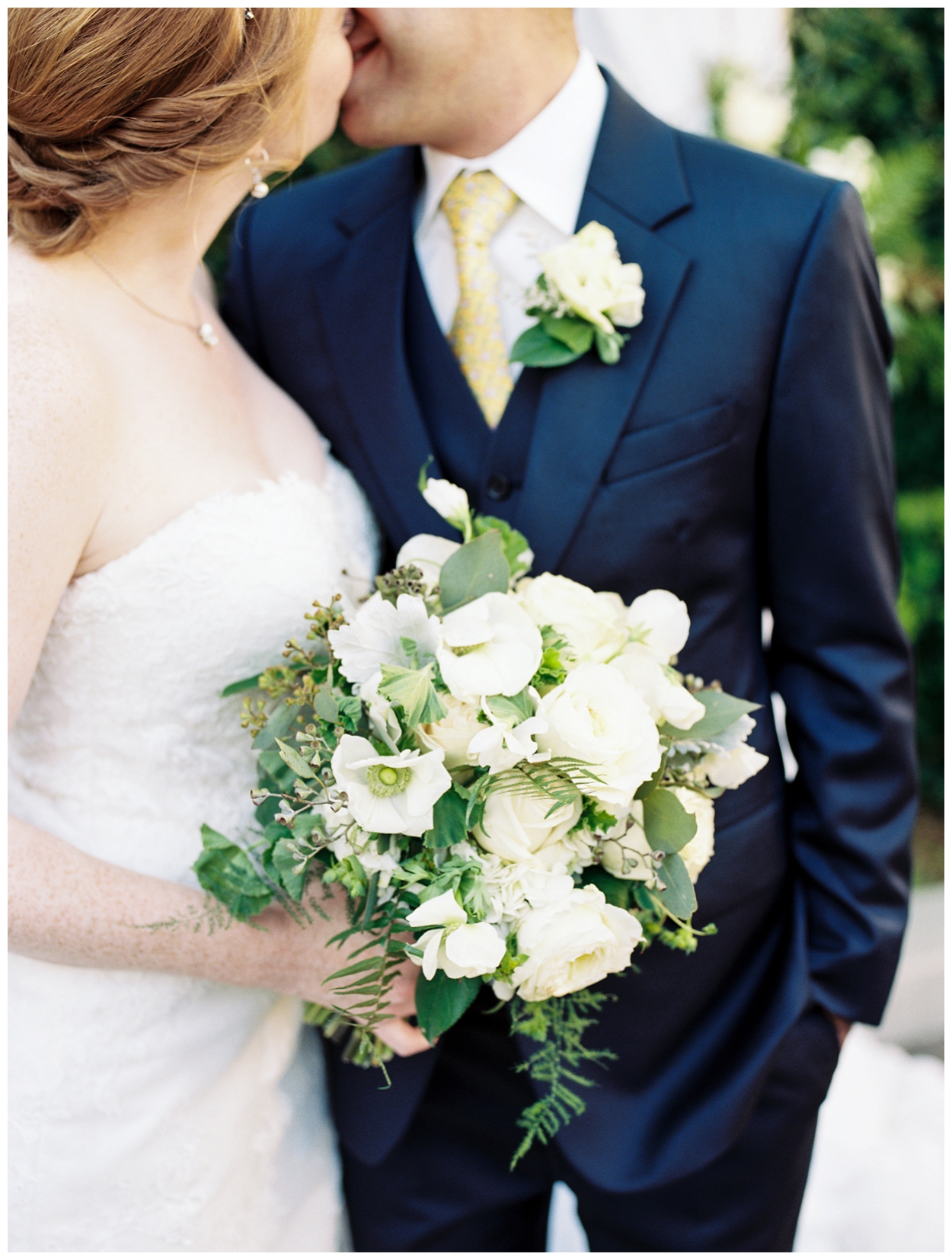 spring pensacola florida wedding at 5eleven Palafox by fine art washington dc and destination wedding photographer Lissa Ryan Photography