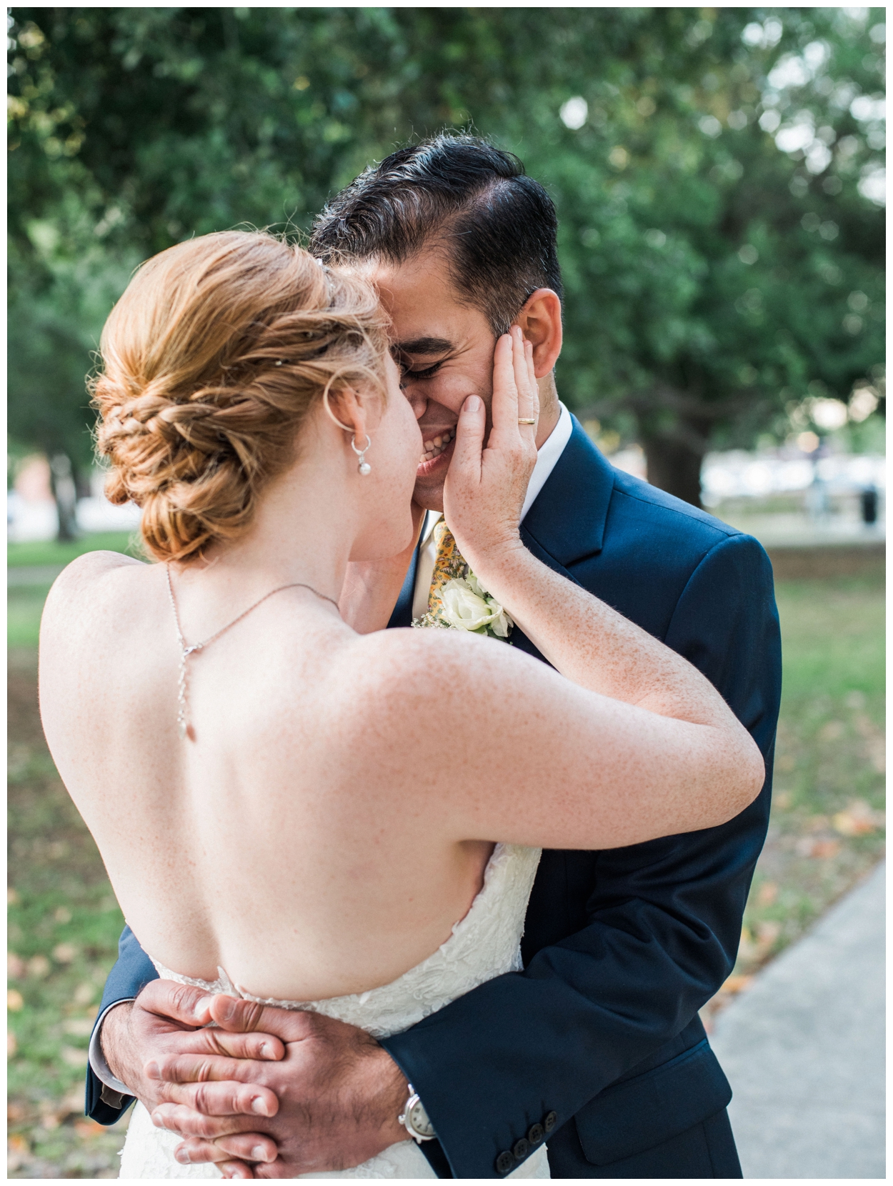 spring pensacola florida wedding at 5eleven Palafox by fine art washington dc and destination wedding photographer Lissa Ryan Photography