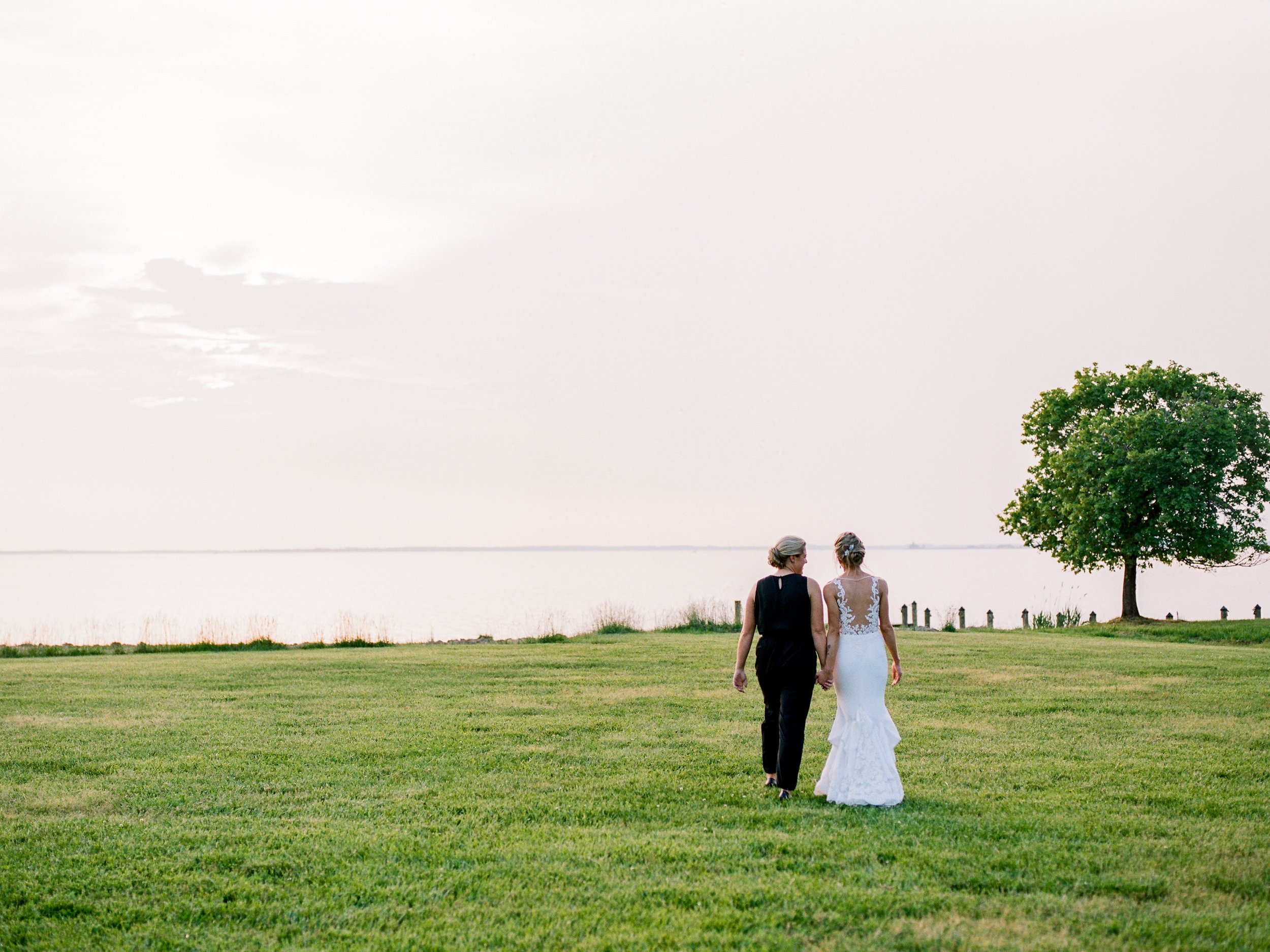 Jacquelyn&AlyssaMarried(Portraits)-135.jpg