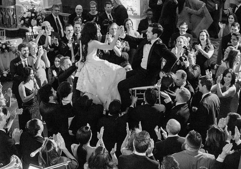 The Hora never fails to get the party started on the dance floor -  the chaos and energy of this traditional dance is one of my favorite things to photograph!

Venue -  @themayflowerhoteldc 
Coordination - @rmredevents 
.
.
.

#lrpweddings #fineartwe