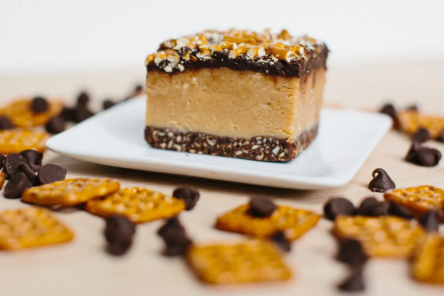Chocolate Peanut Butter Pretzel Fudge