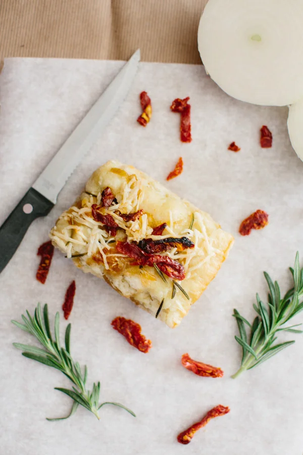 Sun-dried Tomato, Onion, + Rosemary Focaccia // Becca Bakes (www.becca-bakes.com)