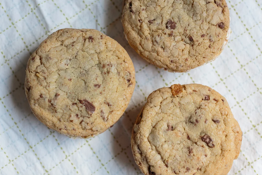 Salty, Crunchy, Sweet Gelato Sandwiches | Becca Bakes (www.becca-bakes.com)
