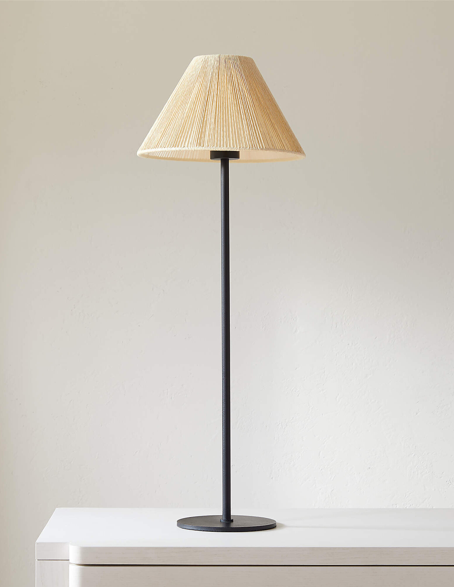 Slight Table Lamp