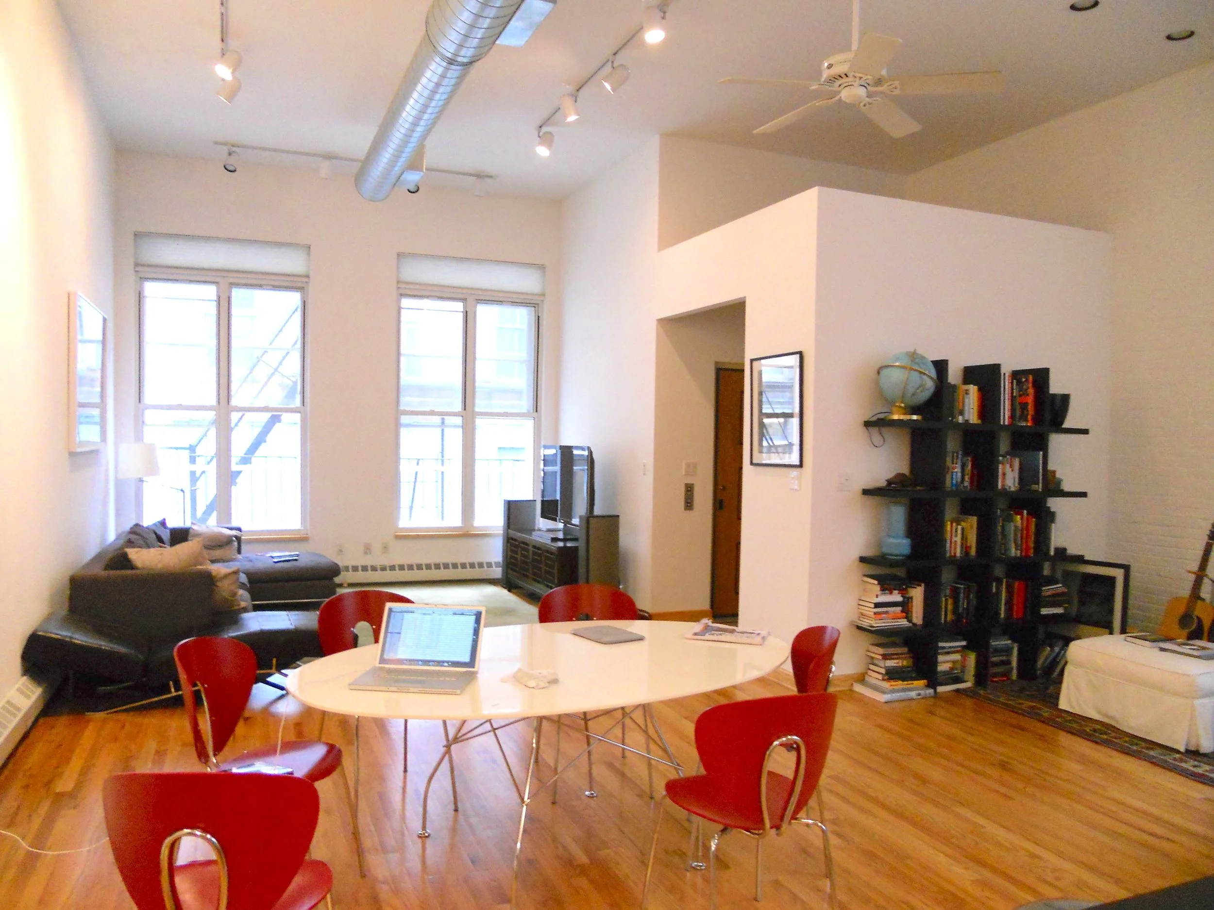 livingroom1.jpg
