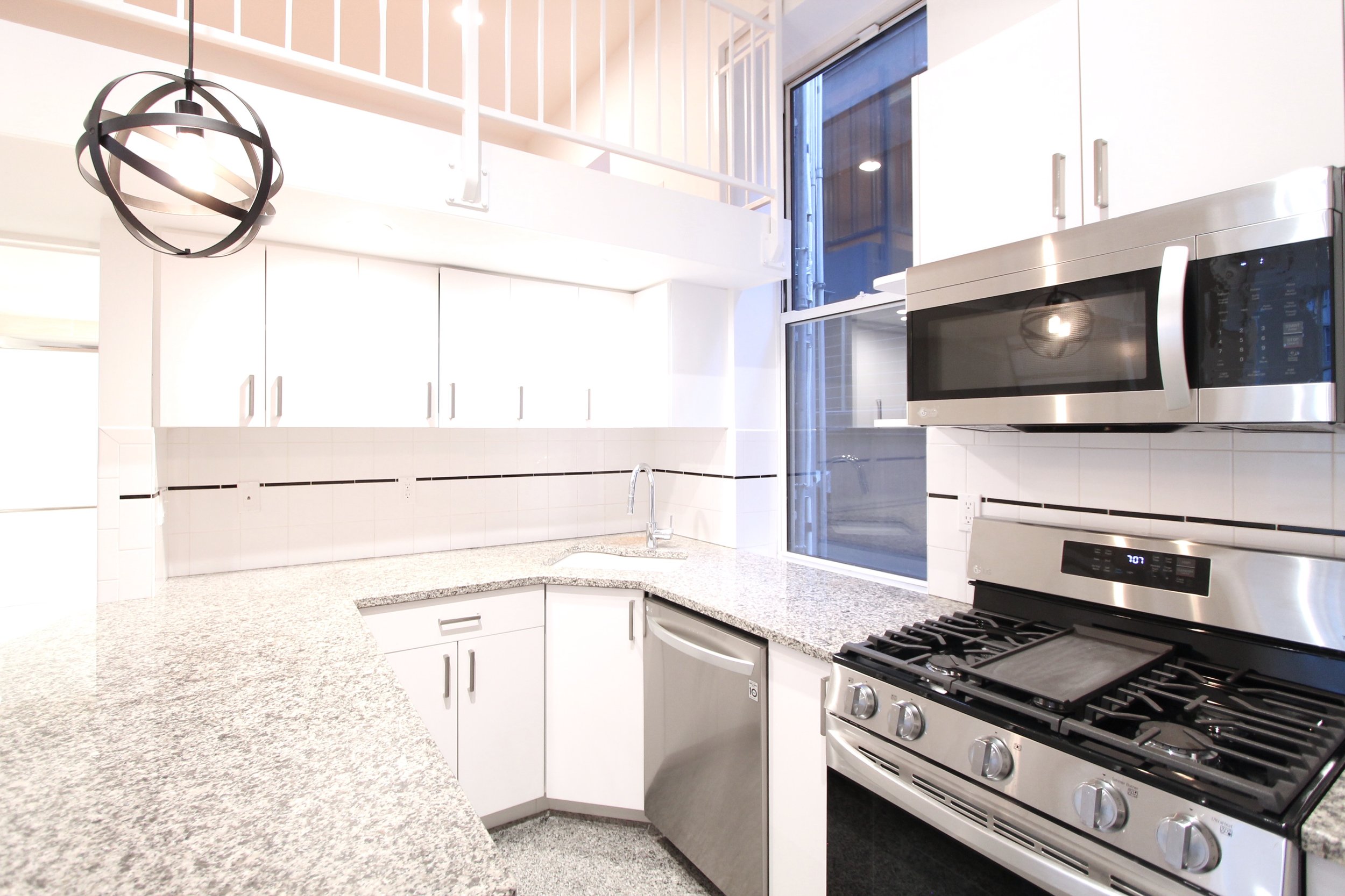 Kitchen 1.jpeg