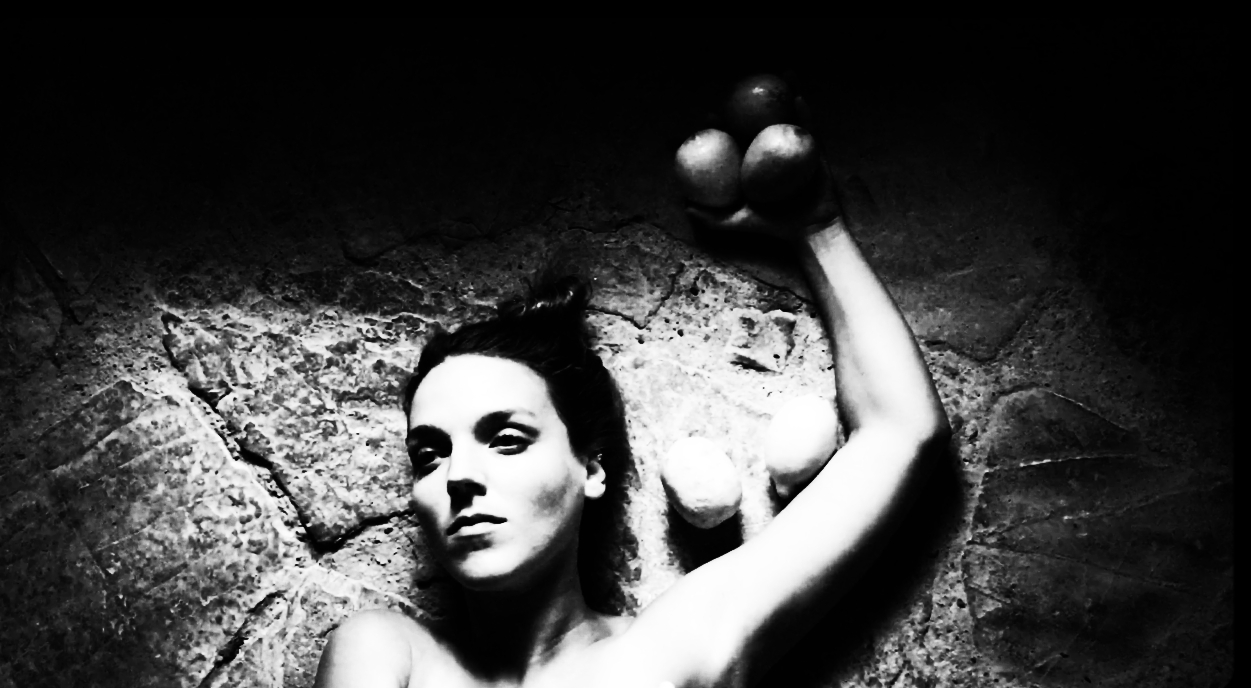 limoni . video still: Lisa Hayes 2016