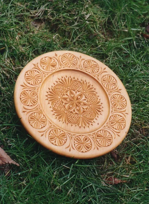 Chipcarvedplate1987.jpg