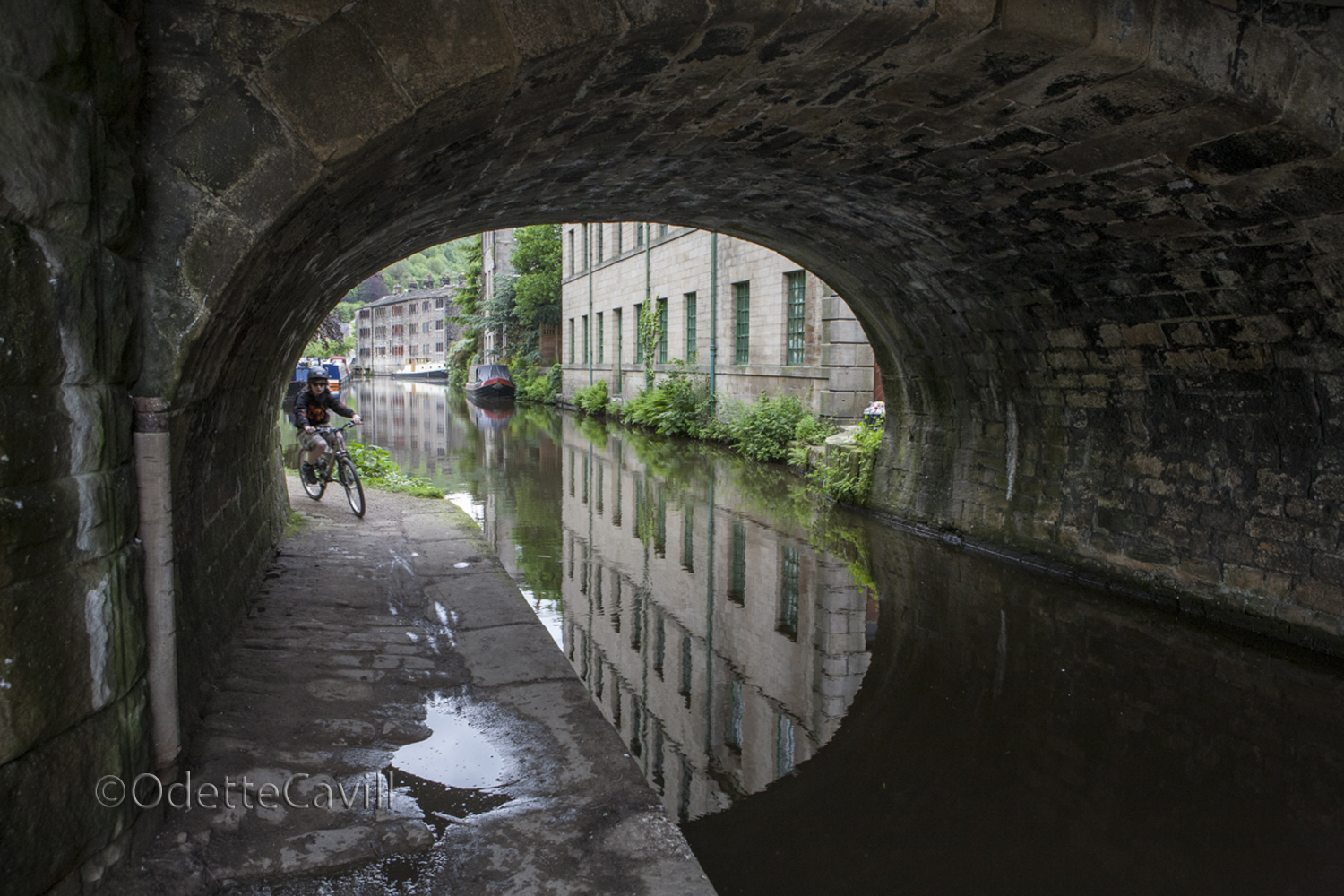 Canals run from London all over the country. It takes three and a half weeks to canal-it from London to Hebden Bridge.