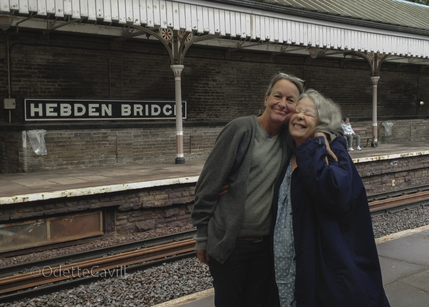  Me and my ole' mate. Saying good-bye again. It was like no time had passed since the last time I saw her 20 years ago.........
