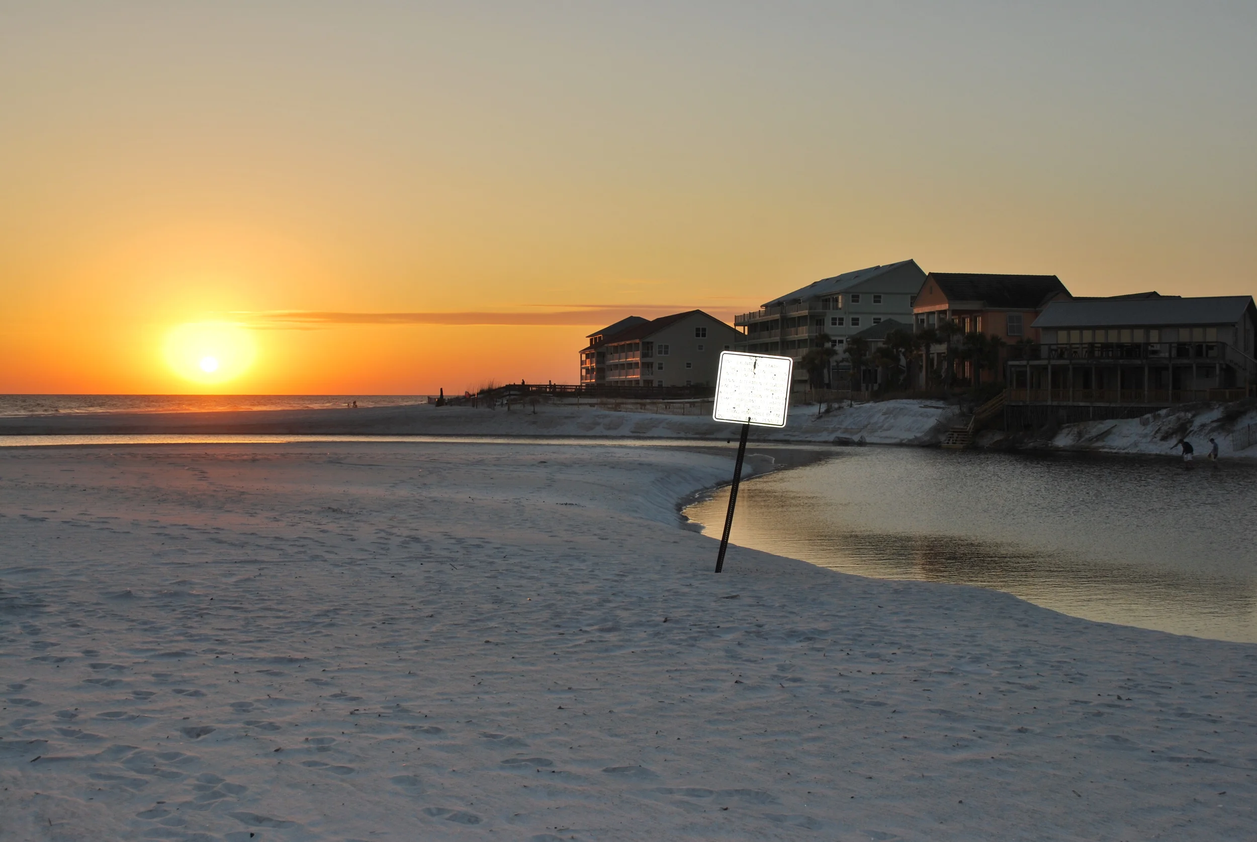 Eastern Lake Break-out at Sunset
