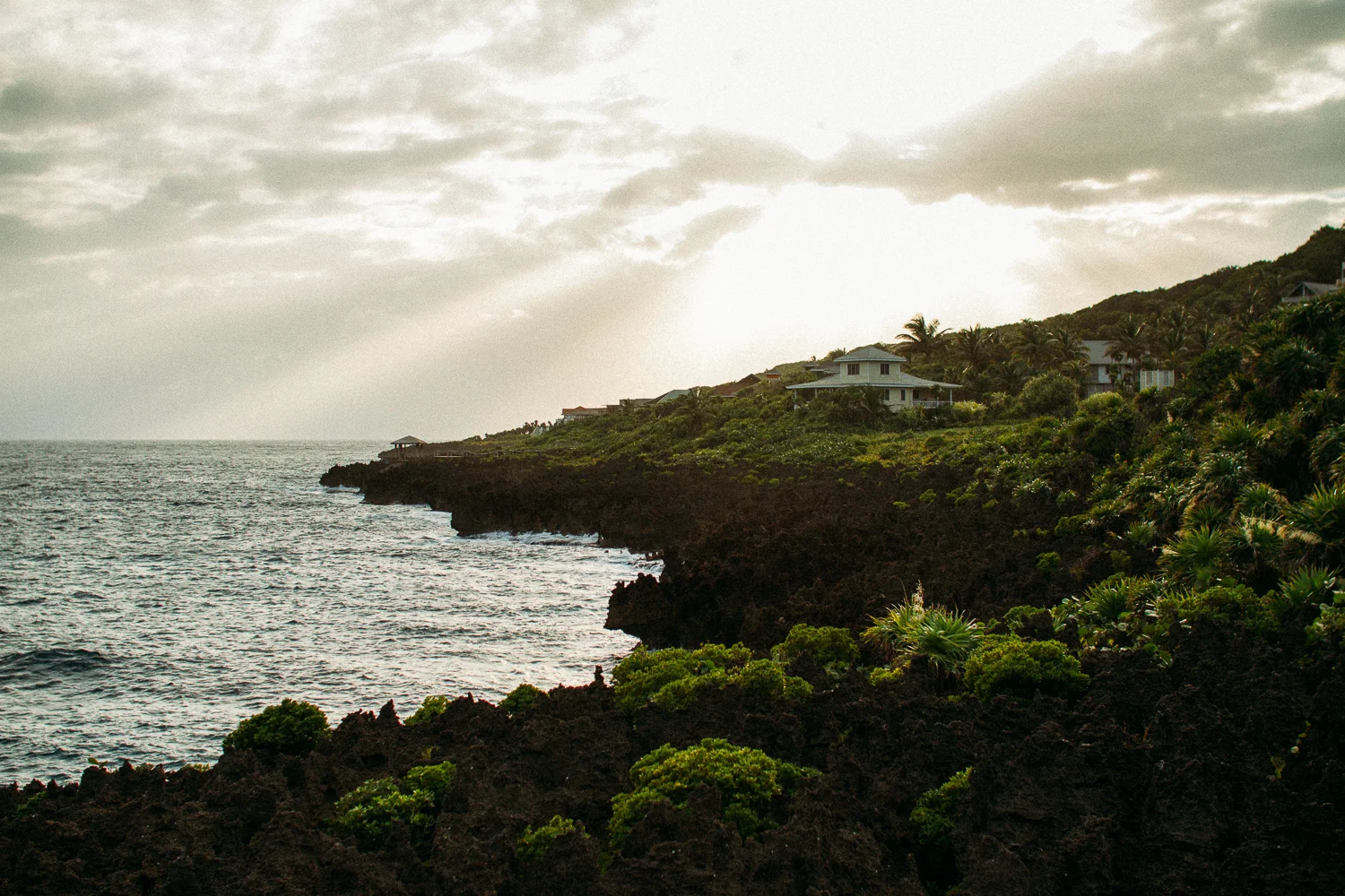 Iron Shore, Roatan