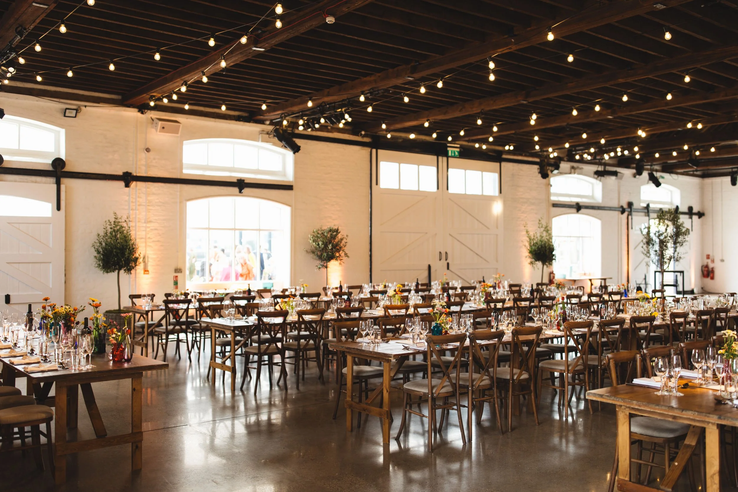 092_trinity-buoy-wharf-wedding-photographer_cat-lane-photo.jpg