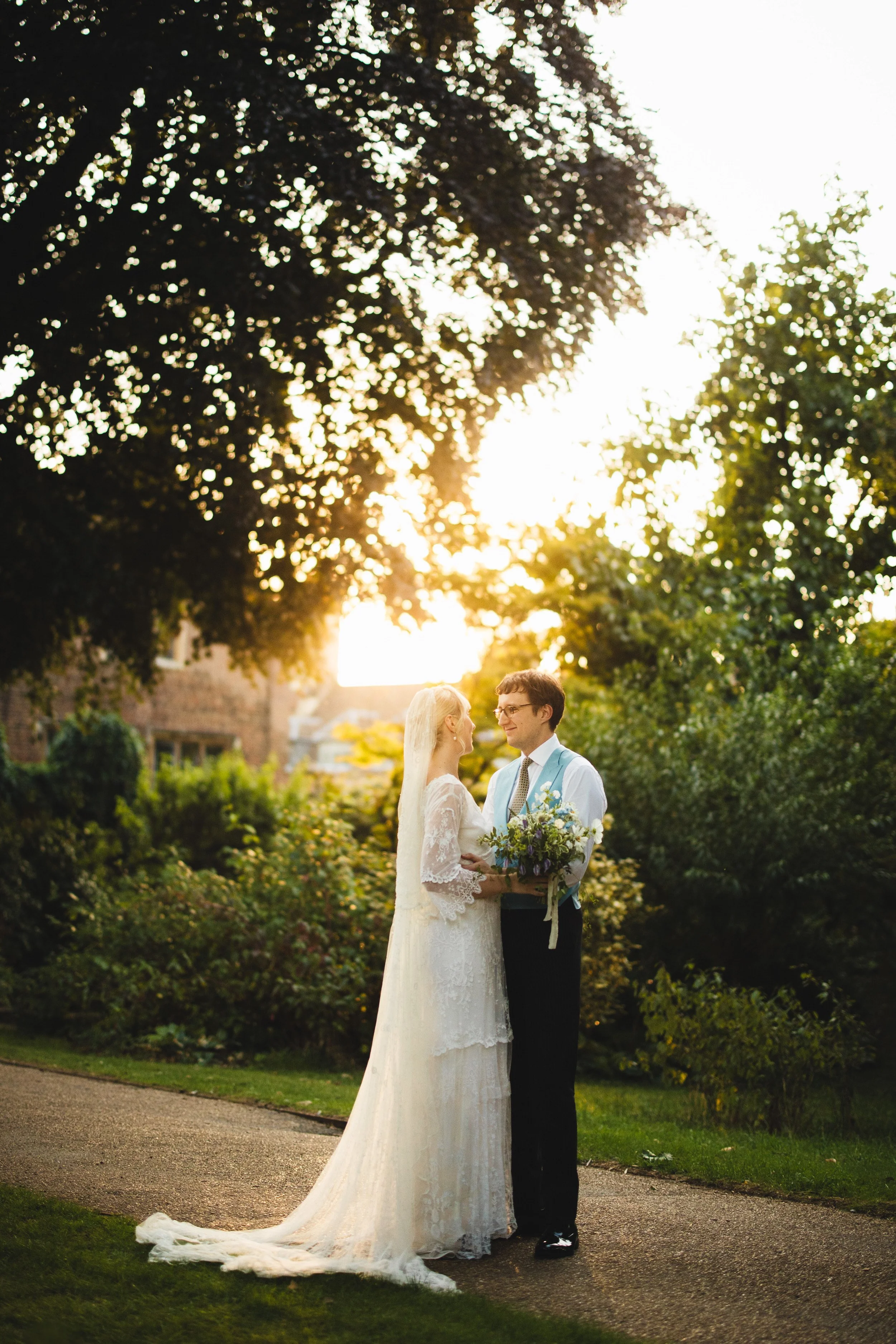094_pembroke-college-chapel-cambridge-wedding-photography_cat-lane-photo.jpg