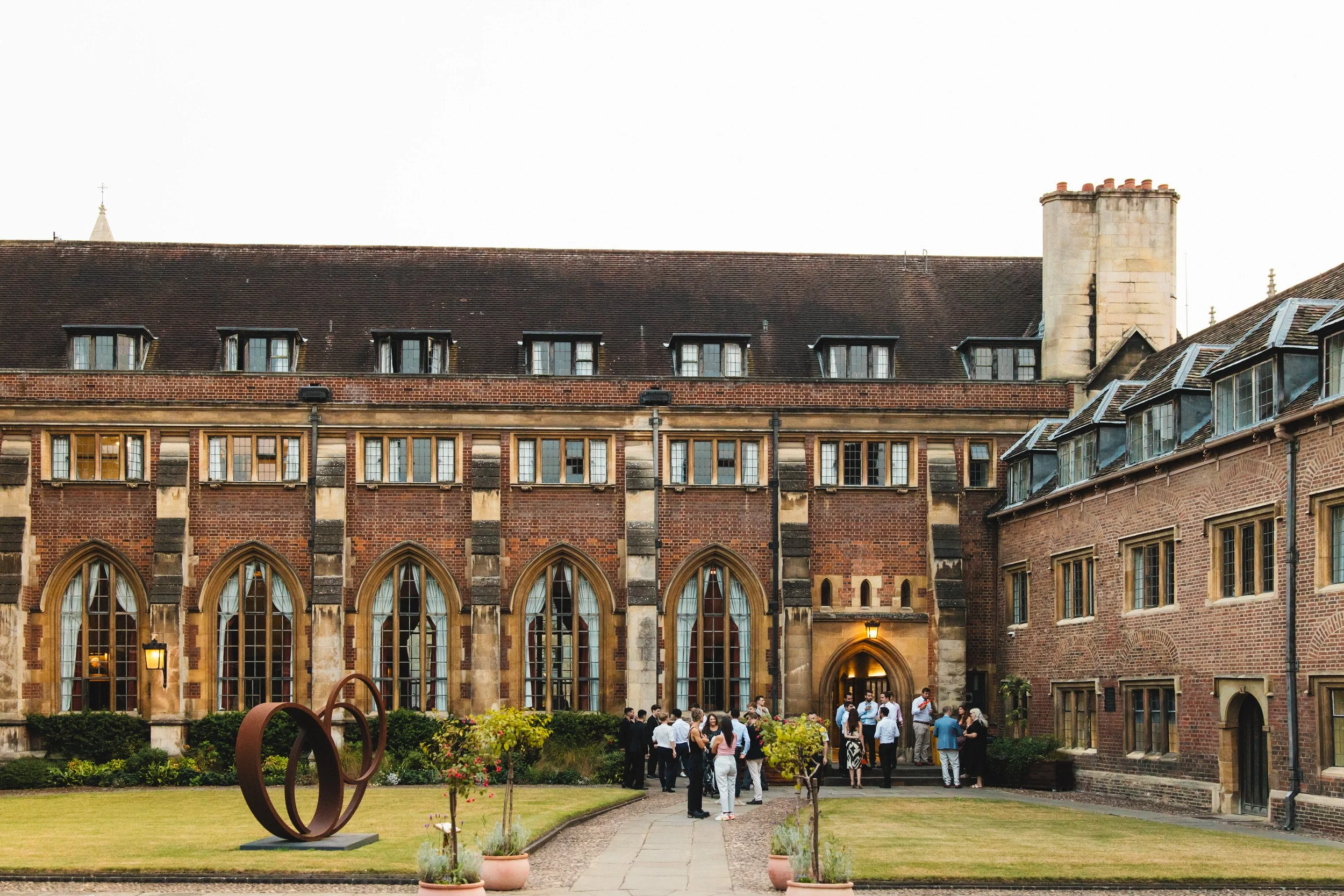 088_pembroke-college-cambridge-wedding-photography_cat-lane-photo.jpg