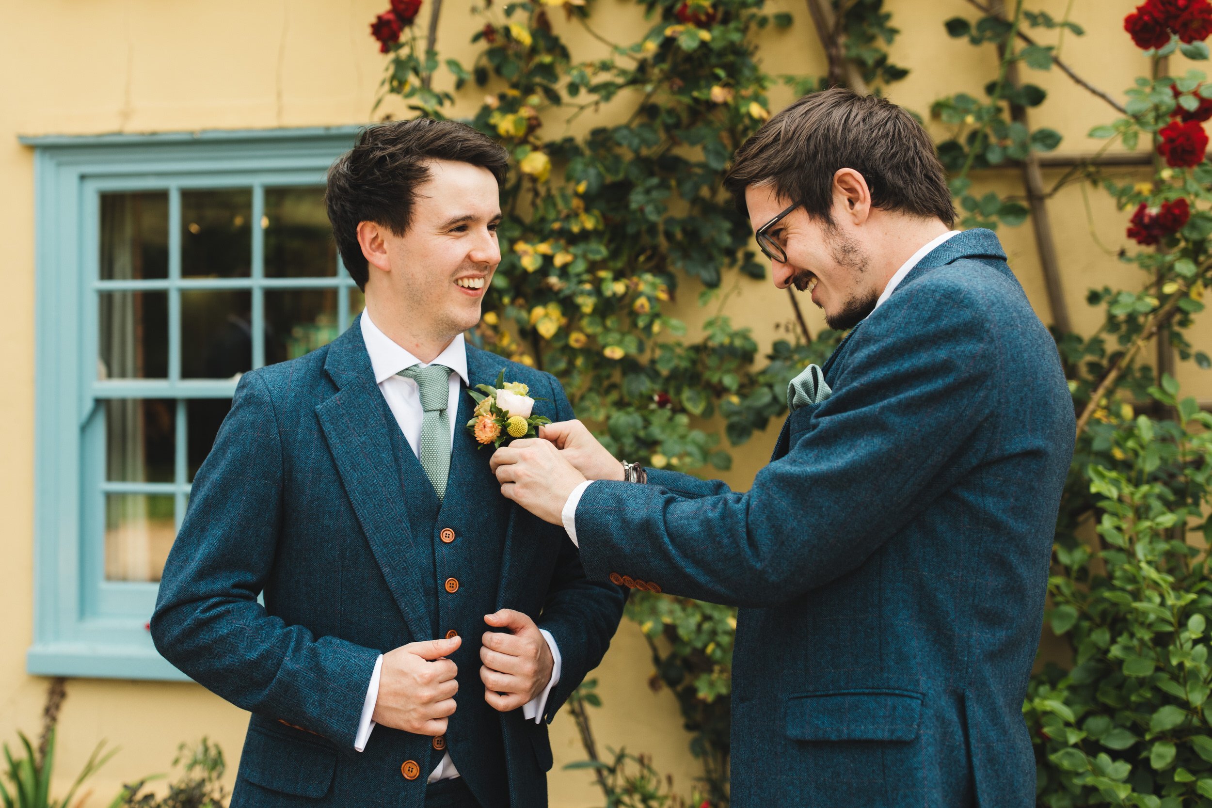 16__celebrant-outdoor-wedding-south-farm-hertfordshire.jpg