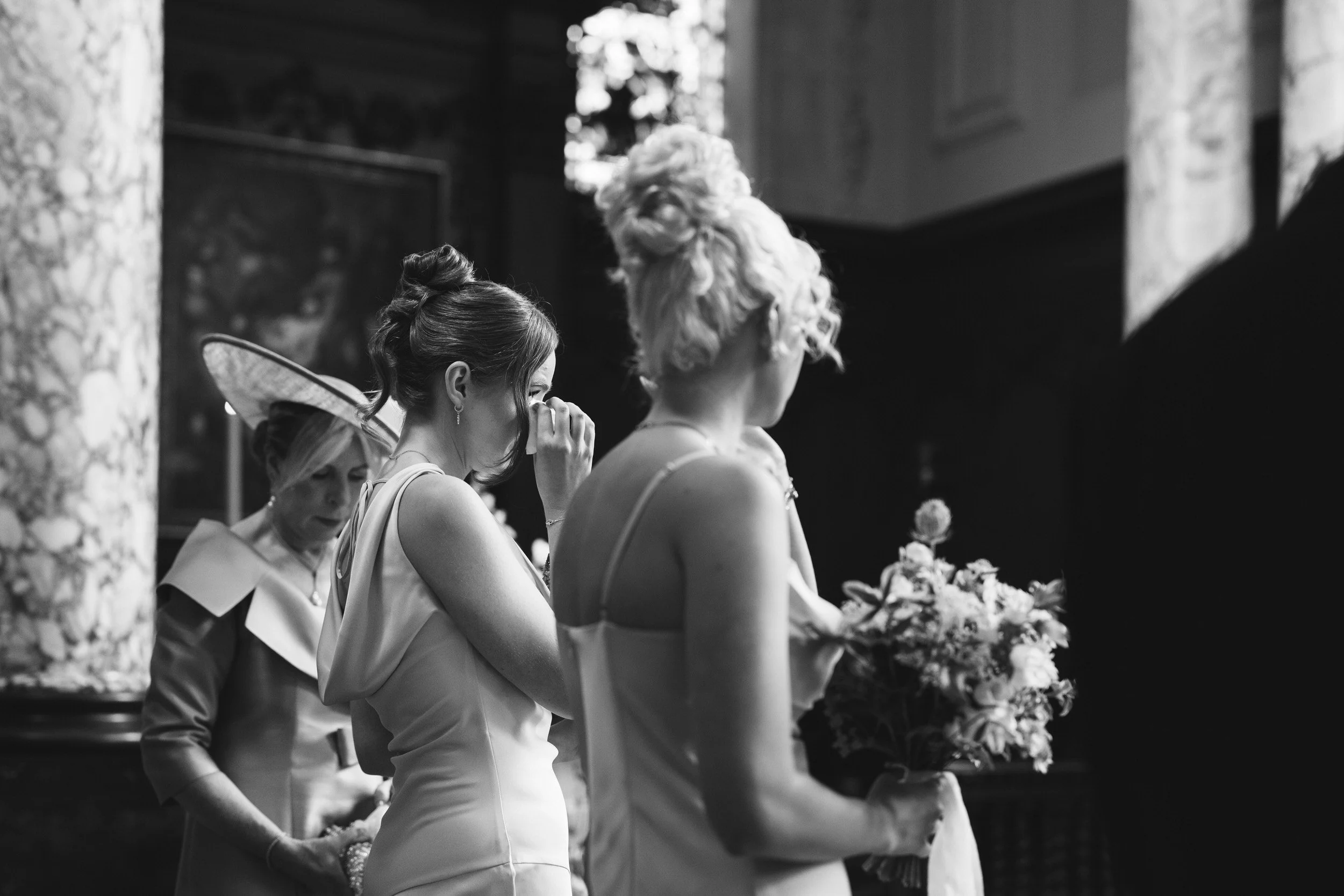 036_pembroke-college-chapel-cambridge-wedding-photography_cat-lane-photo.jpg
