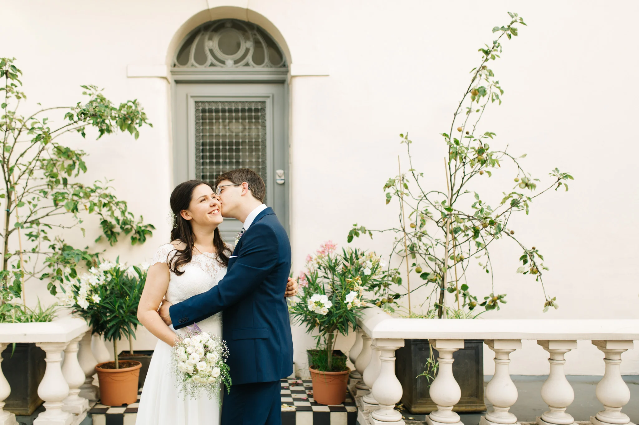 Abby & Joseph: London Wedding at St Michael's Church, Belgravia