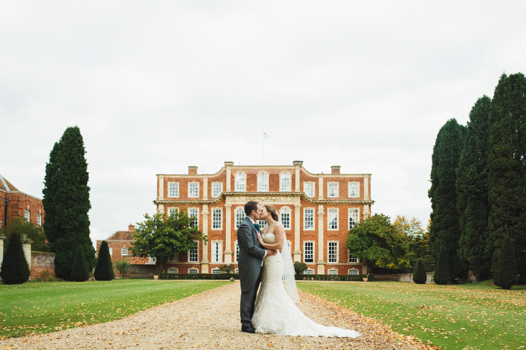 Lucy &amp; Alex: Autumn Wedding at Chicheley Hall