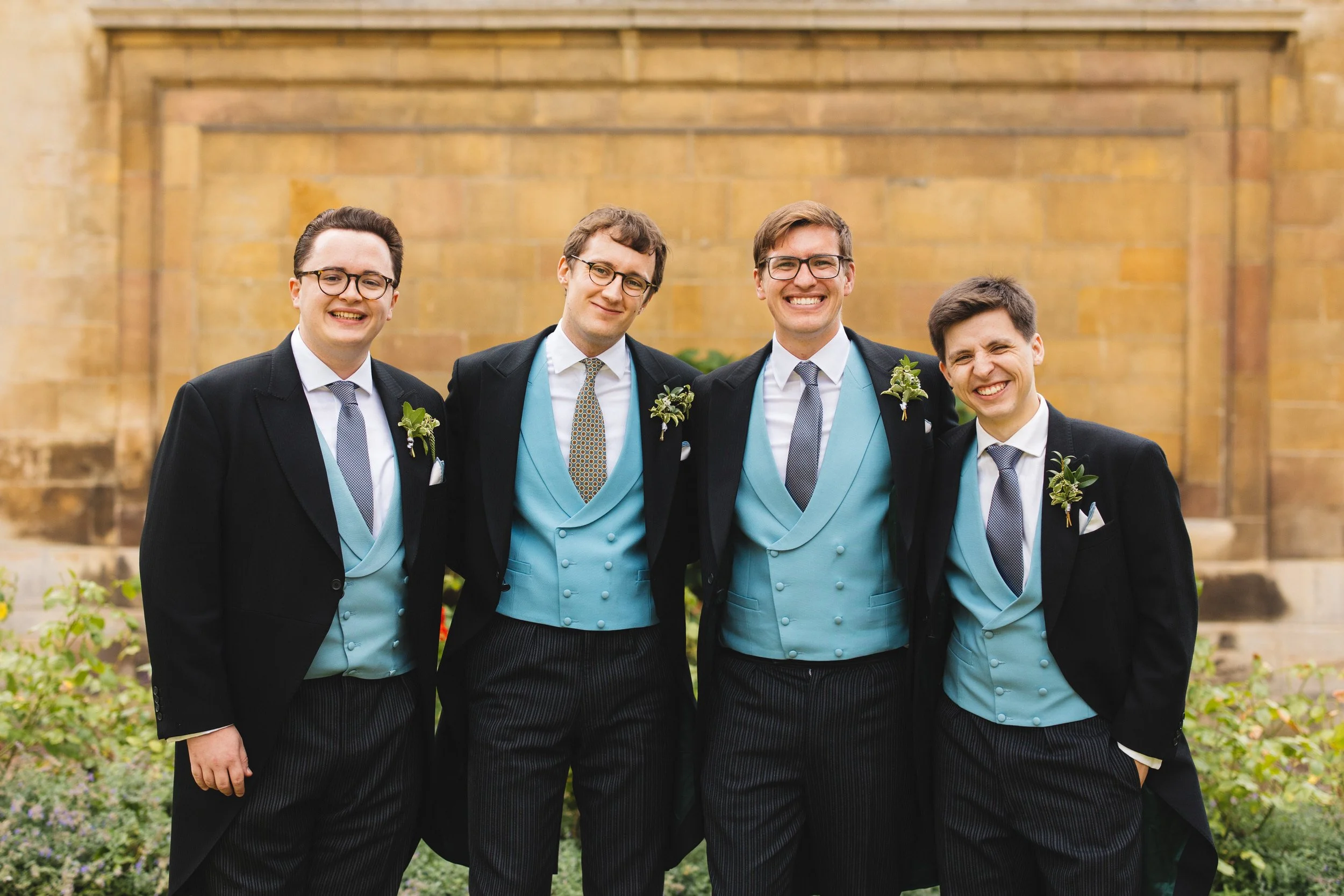 051_pembroke-college-chapel-cambridge-wedding-photography_cat-lane-photo.jpg