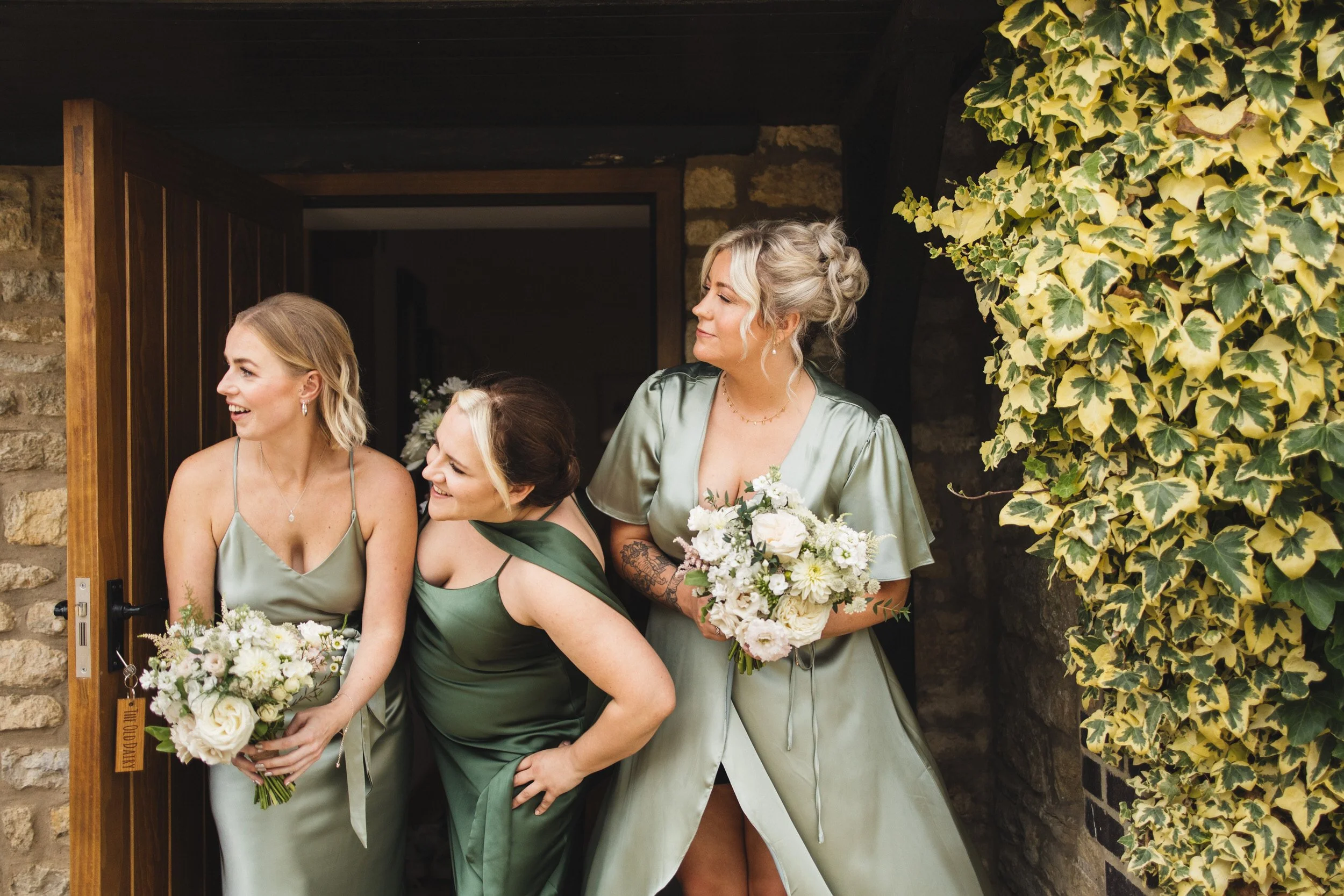 021_outdoor-ceremony-huntsmill-farm-wedding-photography_cat-lane-photo.jpg
