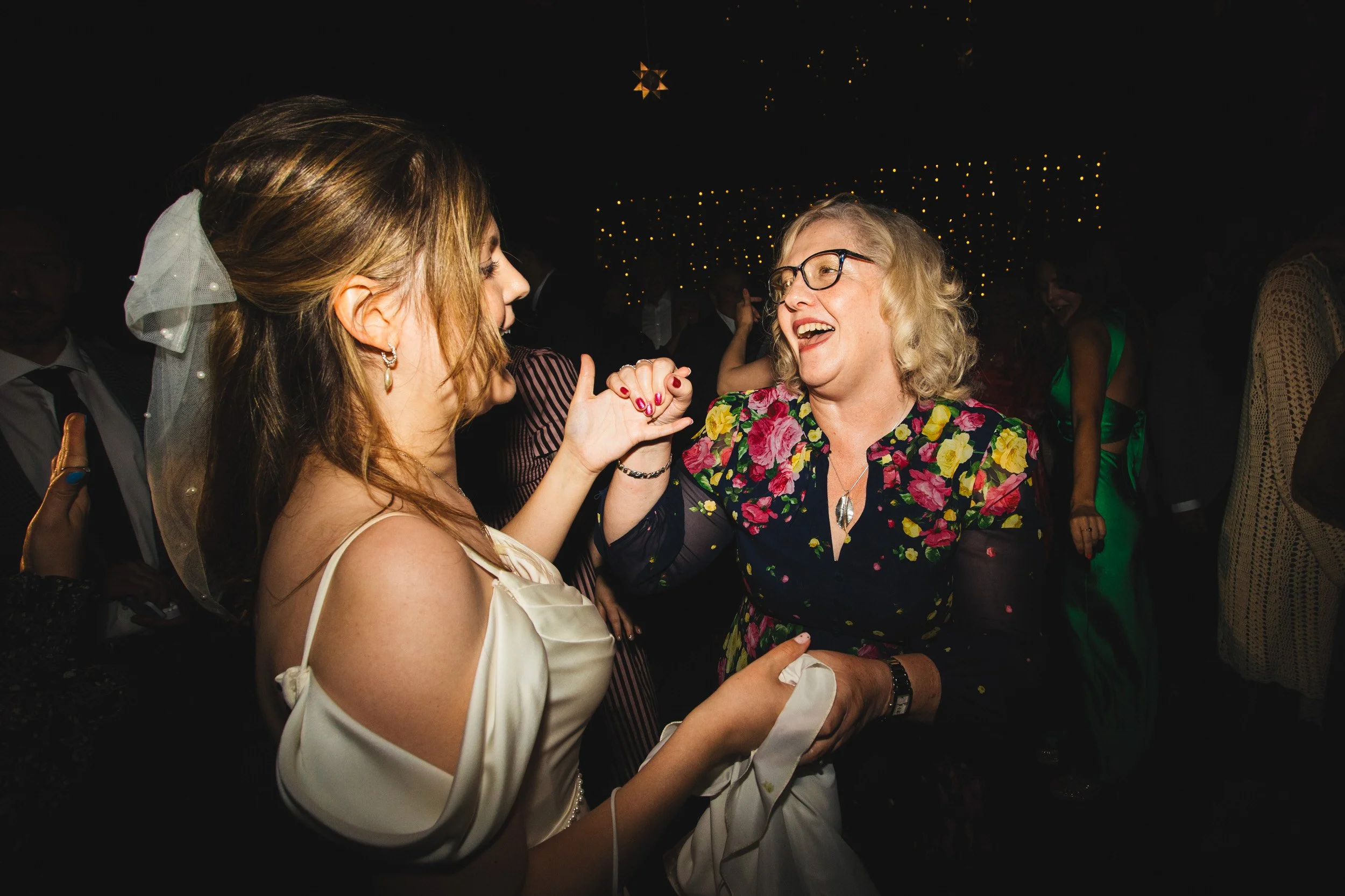 124_the-barns-at-redcoats-hertfordshire-wedding-photography_cat-lane-photo.jpg